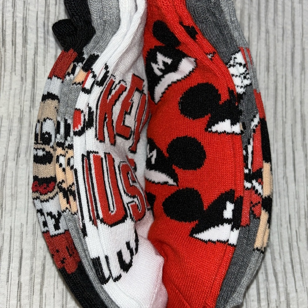 Disney Mickey Mouse 100 Years 6-pack of No Show Socks - Picture 6 of 10